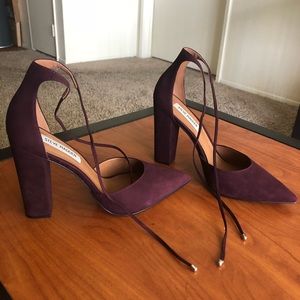 Steve Madden Pamperd Burgundy nubuck heels 8 1/2